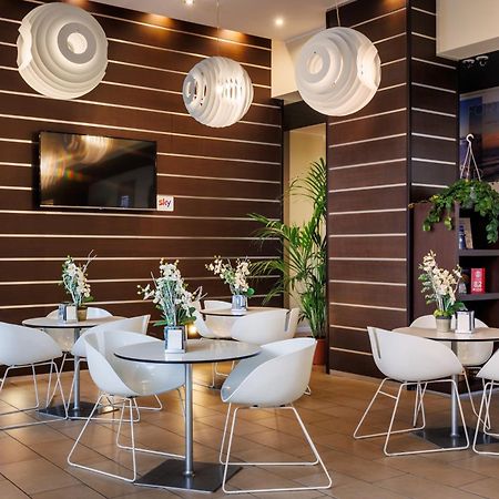 IH Hoteles Milano Gioia Exterior foto