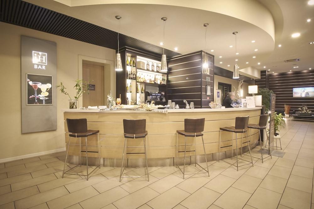 IH Hoteles Milano Gioia Exterior foto