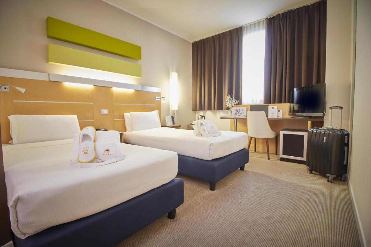 IH Hoteles Milano Gioia Exterior foto